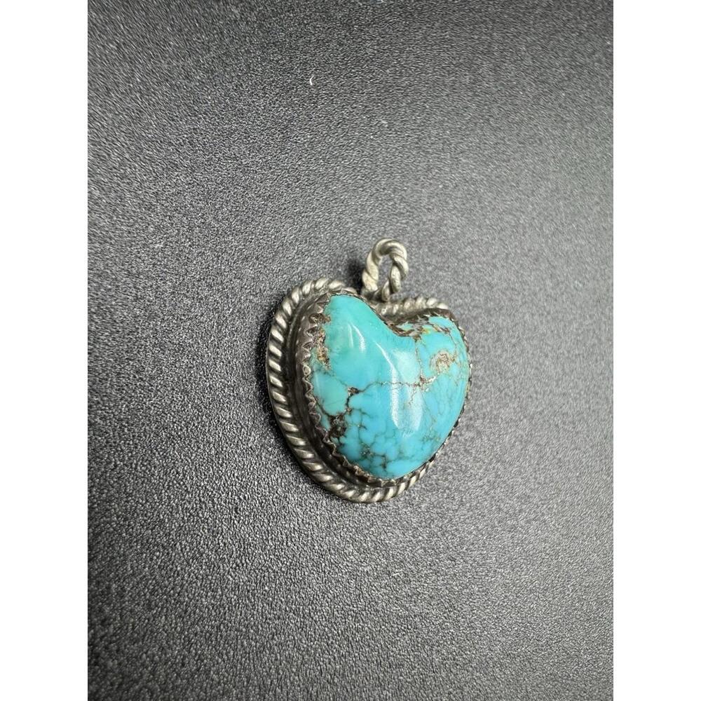 Vintage Navajo Turquoise Heart Pendant Silver Marked AG 5.39g See Condition VG+ - Picture 2 of 7